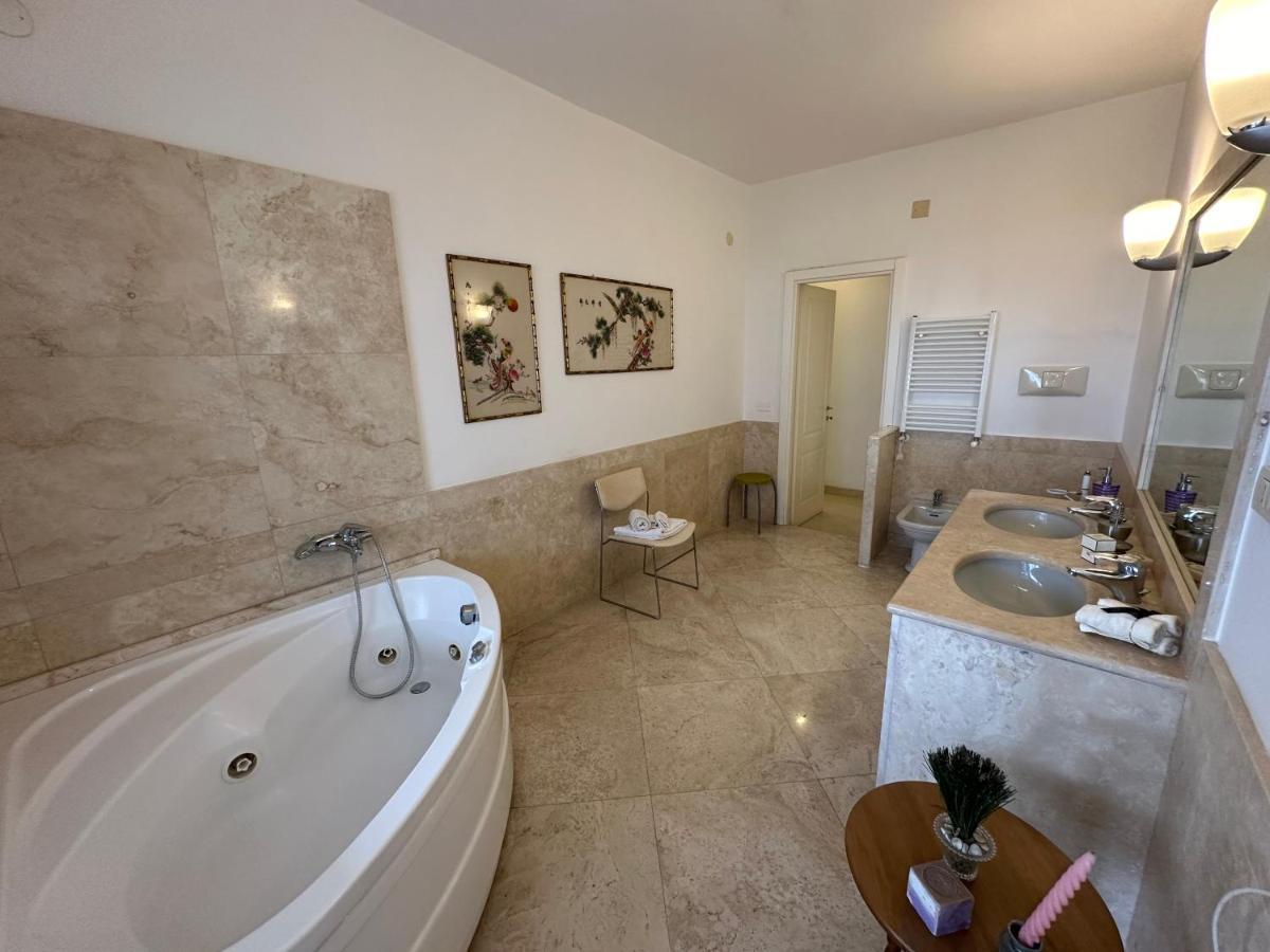 Pf Luxury Apartment Petrarca Posillipo Capri View - My Place 那不勒斯 外观 照片